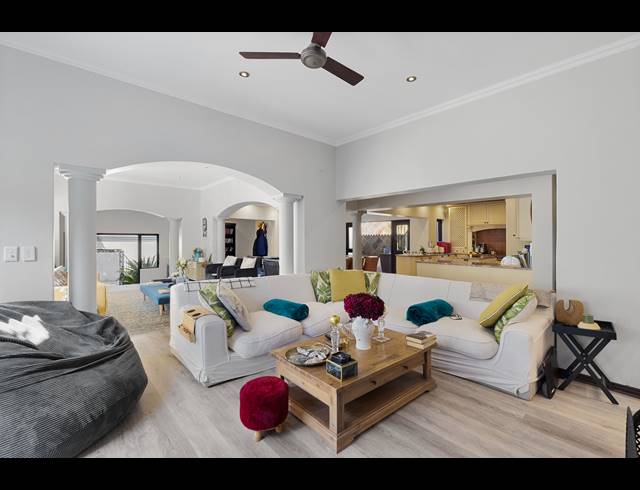 3 BEDROOM HOUSE FOR SALE IN BRYANSTON